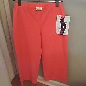 Women in Control knit crops